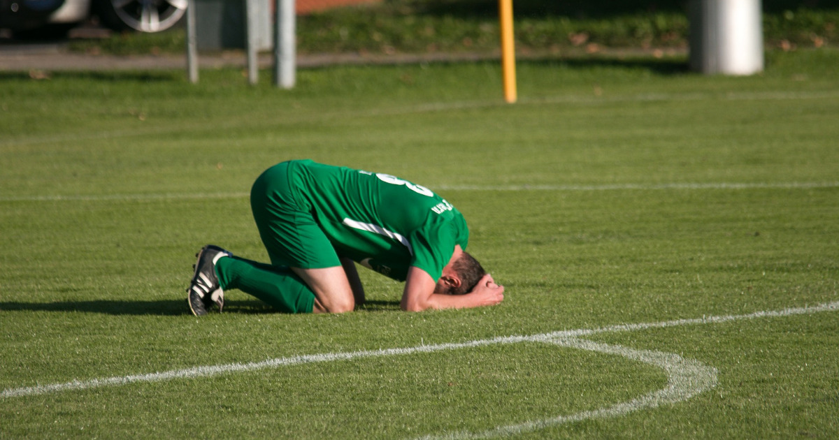 サッカーの試合前に筋トレしてもいいの Takashiblog